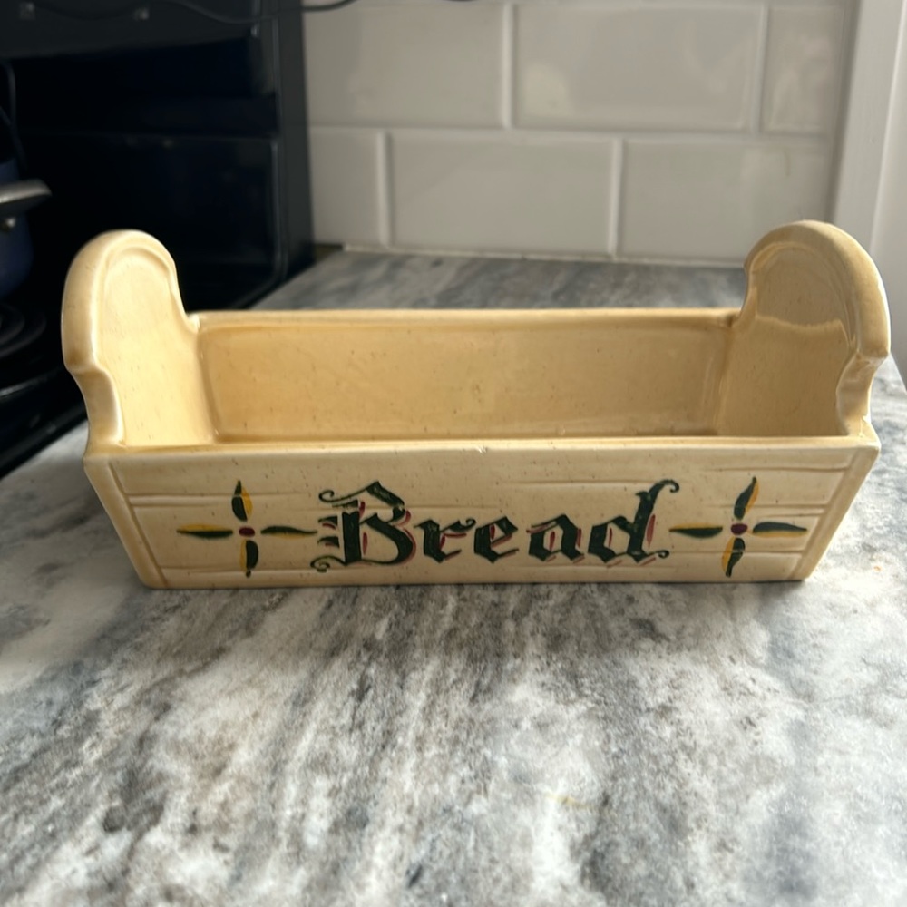 Metlox Poppytrail Rooster California Provincial bread dish